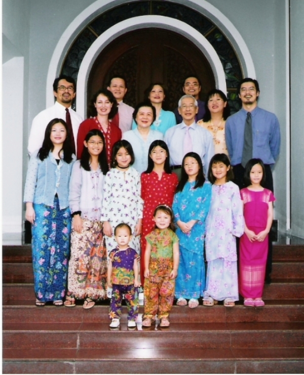 The Koh's Family in 2004