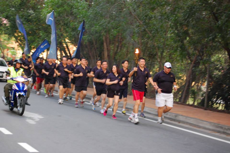 Runners for the Jubilee Torch Run