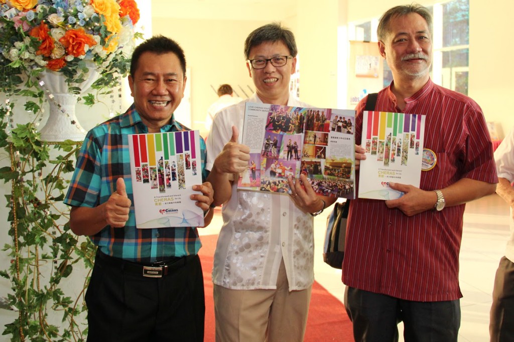 Fellow pastors of Love Cheras giving thumbs-up for Love Cheras