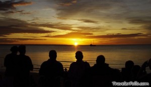 mindil-beach-sunset-silhouette-590x341