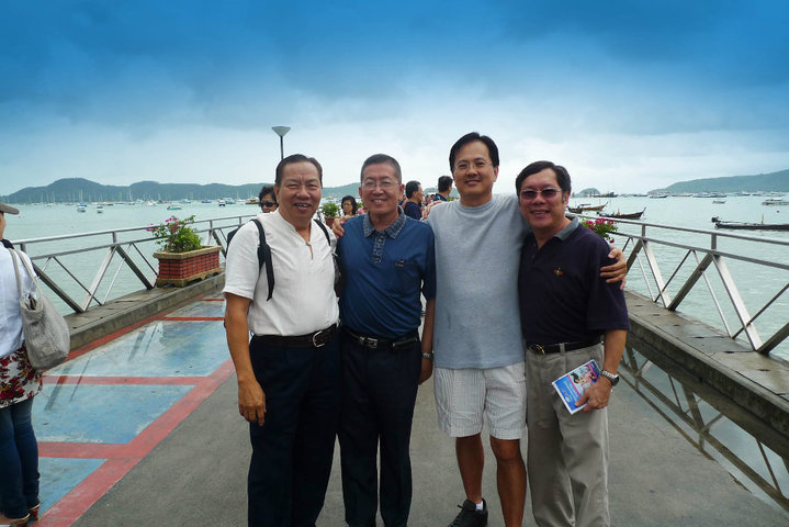 Michael Cheng (2nd from left) with his friends