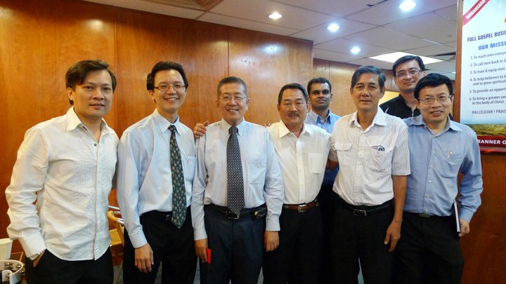 Michael Cheng (3rd from left) with the FGB brothers