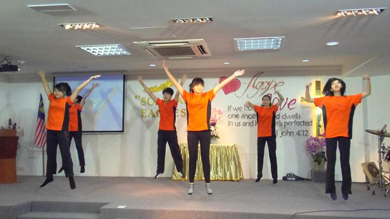 Youth Ablaze dance performance