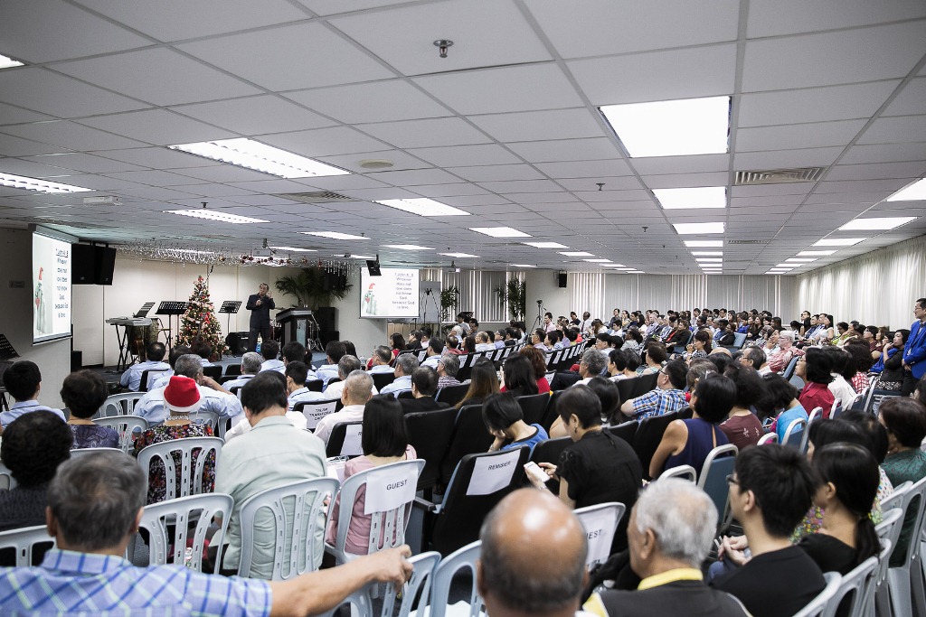 The attendees of the Menara TA One Christmas party