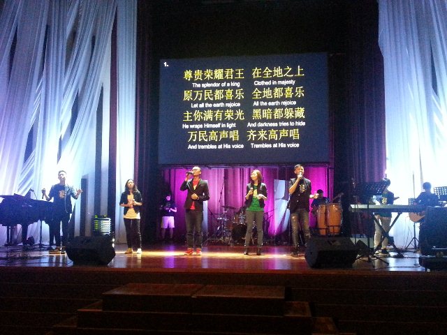 Worshippers from the Abundant Church, KL singing in mandarin