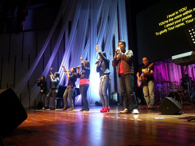 Worshippers of Breakthrough Worship Community Church, KL (Bahasa Malaysia church)