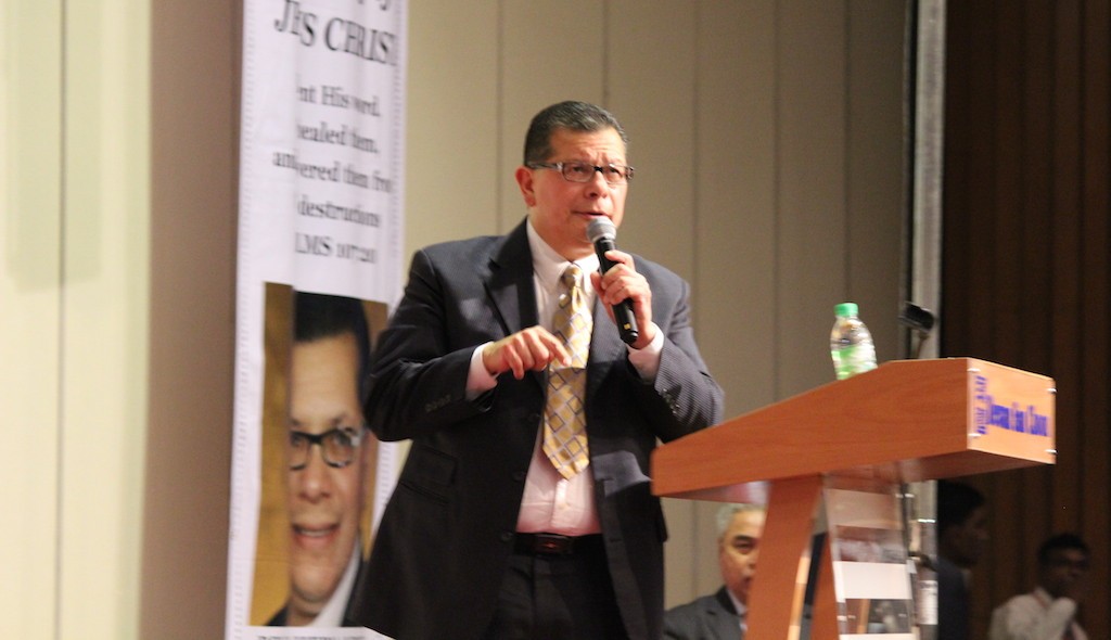 Rev Eli Hernandez