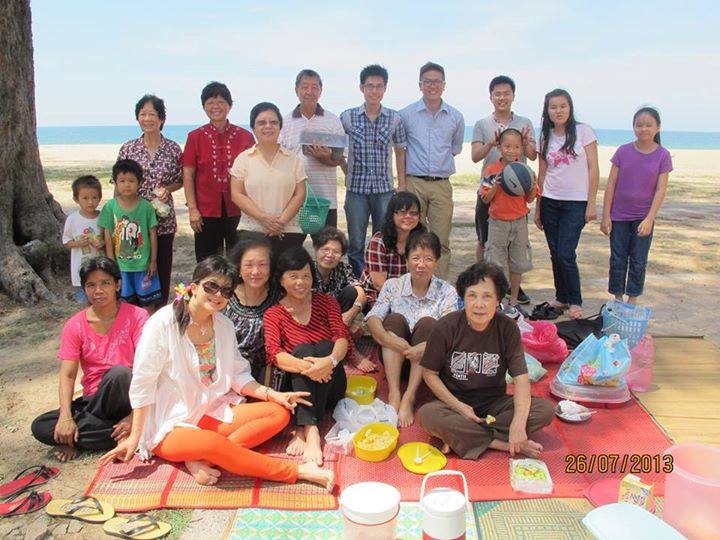 One of the cell groups of the church having a picnic in Kuala Terengganu