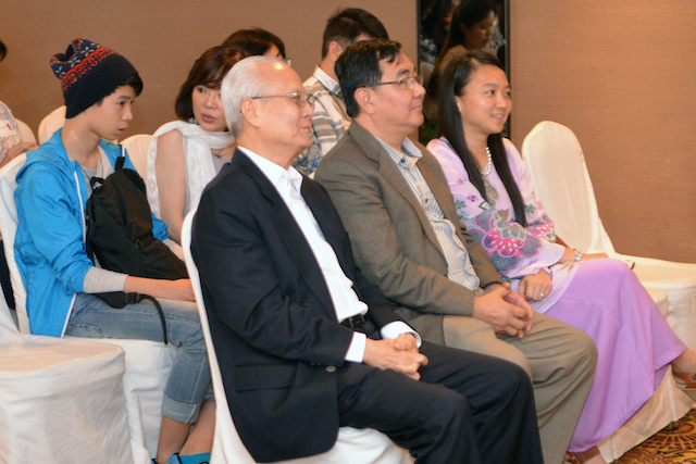 From left to right: Dato' Roland Wong, Dr John Ng, and YB Hannah Yeoh