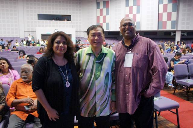 Left to right - Shamini Ruth (ADOP Organizing Chairperson), Rev Dr Eu Hong Seng (Chairman, Christian Federation of Malaysia) and Rev Sean Prasad (ADOP Pastoral Advisor)