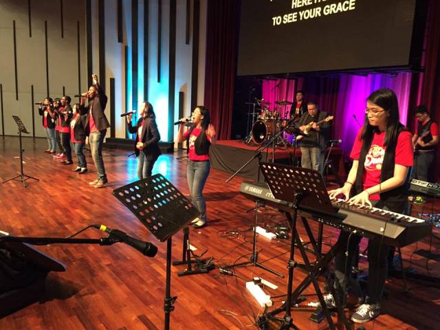 Praise City Church worship team