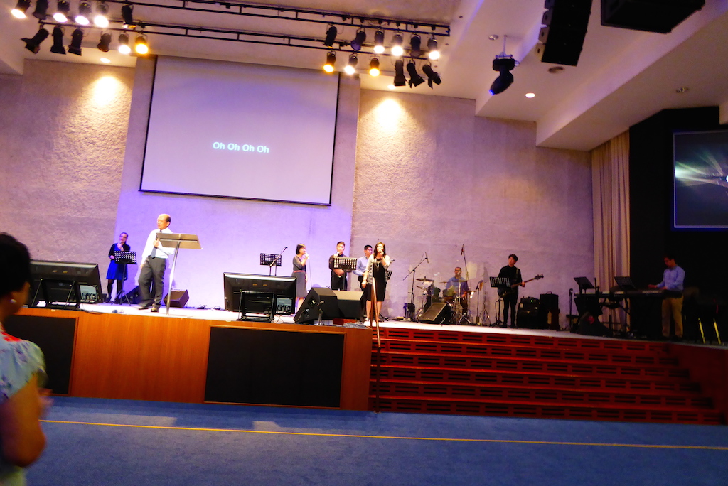 Pastor Vincent Leoh of GTPJ with the worship team 