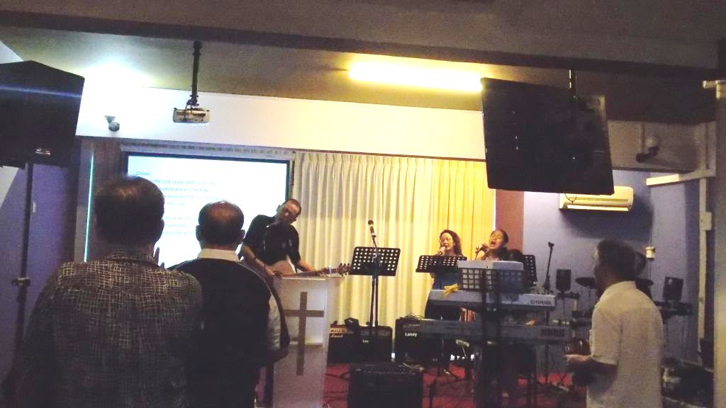 Praise and Worship at Faith Oasis Fellowship