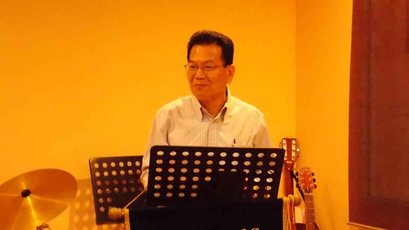 Brother Teng Luen Foong sharing the Word